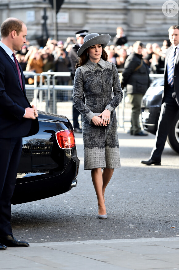 Kate Middleton usou um casaco de R$ 12 mil em evento em celebração nesta segunda-feira, dia 14 de março de 2016