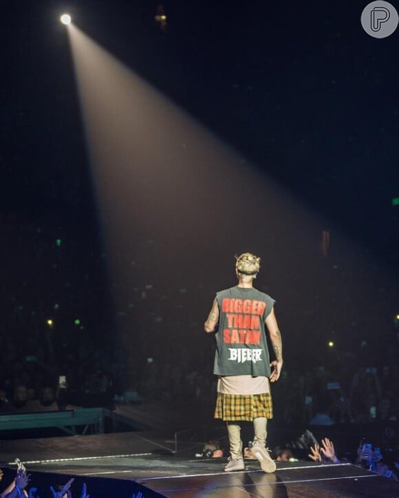Justin Bieber usou uma camiseta um tanto quanto polêmica em um show realizado em Seattle, nos Estados Unidos