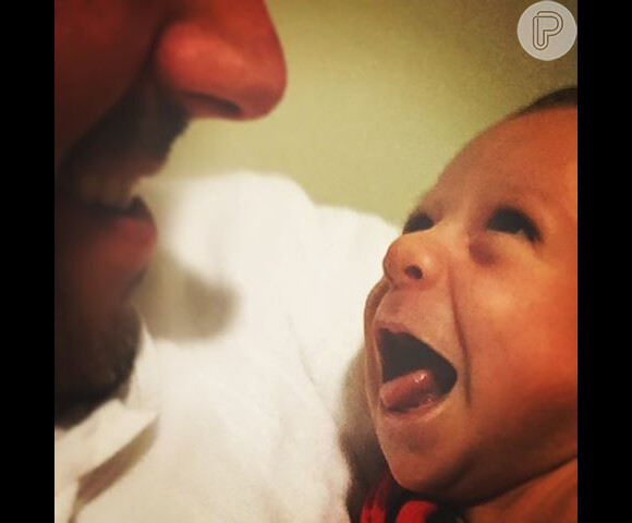 Alexandre Nero já mostrou foto do rostinho do filho, Noá, no Instagram