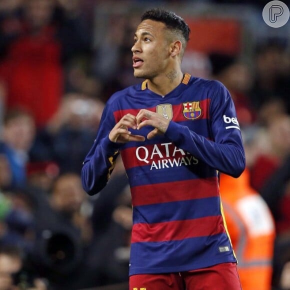 Neymar ficou entre os três finalistas do prêmio Bola de Ouro