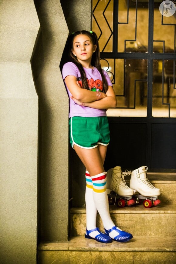 Giovanna Rispoli posa como Claudia, da novela 'Boogie Oogie': 'A personagem não tirava os patins nem para ir ao mercado. Para a novela, tive que fazer aulas de patinação'