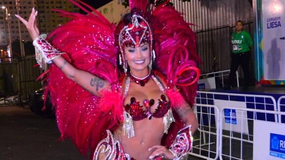 Carnaval 2017: Aline Riscado pode ser rainha de bateria da União da Ilha