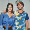 Giulia Costa e Brenno Leone posam juntos no show da dupla Henrique e Juliano no Rio de Janeiro, nesta sexta-feira, 1º de abril de 2016