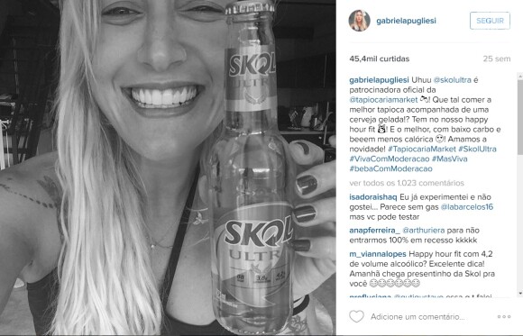 Gabriela Pugliesi foi advertida por 'publicidade velada' em postagem com um produto da Skol