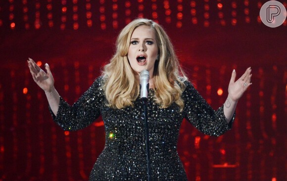 Adele foi convidada para interpretar a Dusty Springfield, ícone da música pop britânica dos anos 1960, na cinebiografia da cantora