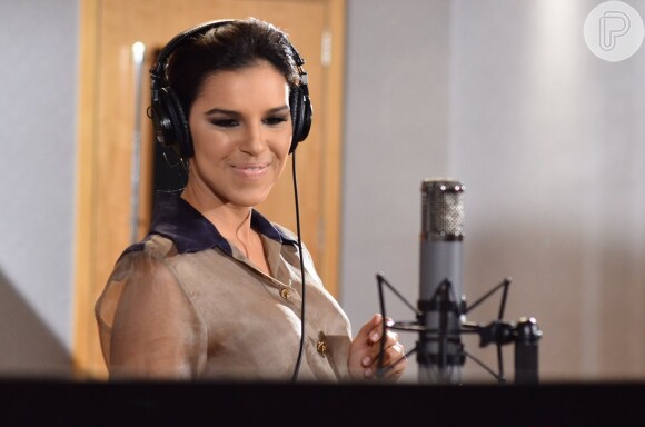Mariana Rios foi uma das celebridades convidadas para participar da música 'Toda Poderosa'