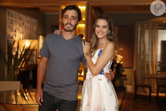 Thiago Rodrigues e Juliana Paiva são o casal protagonista de 'Além do Horizonte'