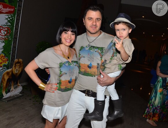 Maurício Manieri levou a mulher Izabelle Stein e o filho Marco, de 3 anos, ao "Kids Fashion Show"