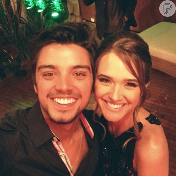 Juliana Paiva concorreu a categoria de Ídolo Teen com Rodrigo Simas, que fazia seu par romântico em 'Malhação'