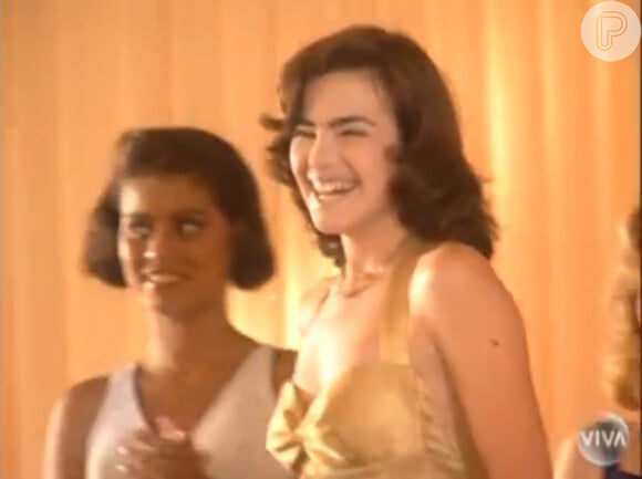 Ana Paula Arósio estreou atuando em novelas no ano de 1994, em 'Éramos Seis', exibida pelo SBT. Mas a carreira como atriz se consolidou ao protagonizar a minissérie 'Hilda Furacão', em 1998