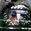 Solange Knowles curtiu um dia de piscina no hotel em que está hospedade, em Santa Teresa, na tarde desta quinta-feira, 21 de novembro de 2013