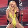 Britney Spears subiu no palco e cantou com G-Eazy no VMA 2016, que aconteceu neste domingo, 28 de agosto de 2016