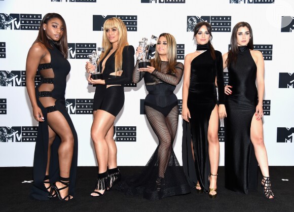 O primeiro da noite a levar o prêmio foi o grupo Fifth Harmony, na categoria especial de 'Melhor Música de Verão'
