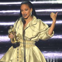 Veja os looks de Rihanna, Beyoncé e mais famosas no VMA 2016. Fotos!