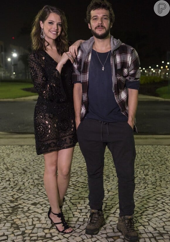 Na novela 'Haja Coração', Camila (Agatha Moreira) teve ajuda de Giovanni (Jayme Matarazzo) para recuperar a memória
