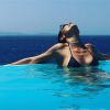 Juliana Paes exibiu boa forma de biquíni em viagem para a Grécia em agosto de 2016