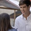 Shirlei (Sabrina Petraglia) diz a Felipe (Marcos Pitombo) que está pronta para ter sua primeira noite de amor com ele, na novela 'Haja Coração'