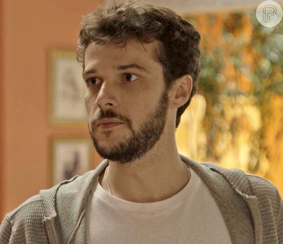 Giovanni (Jayme Matarazzo) acabou preso, injustamente, acusado pela explosão no Grand Bazzar, na novela 'Haja Coração'