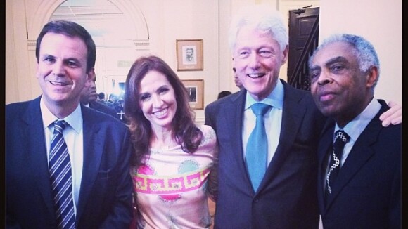 Gilberto Gil e Luciano Huck marcam presença em jantar com Bill Clinton no Rio