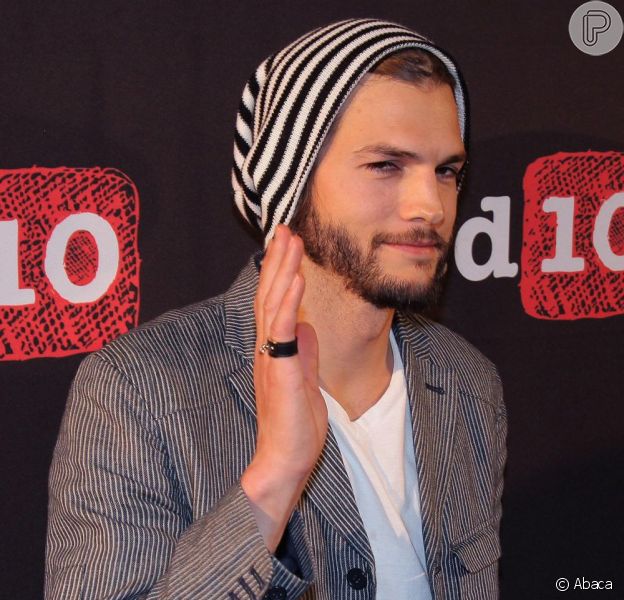 Ashton Kutcher E Mila Kunis Estao Na Casa De Luciano Huck Em Angra Dos Reis Purepeople