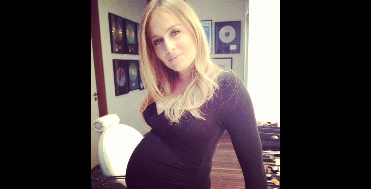 Foto Angélica posa grávida de Eva, sua primeira filha com Luciano Huck