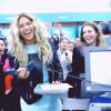 Beyoncé surpreendeu os seus fãs na cidade de Tewksbury, em Massachusetts, nos Estados Unidos, em 23 de dezembro de 2013