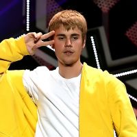 Solteiro, Justin Bieber diz que nunca usou app de encontro:'Não estou à procura'