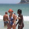 Christine Fernandes passou a tarde desta sexta-feira, 10 de janeiro de 2014, na praia da Barra da Tijuca, Zona Oeste do Rio de Janeiro, com o marido, o ator Floriano Peixoto, e o filho do casal, Pedro, de 10 anos