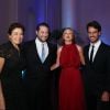 Acompanhada do noivo, Xandinho Negrão, Marina Ruy Barbosa foi um dos destaques do Prêmio Cariocas do Ano