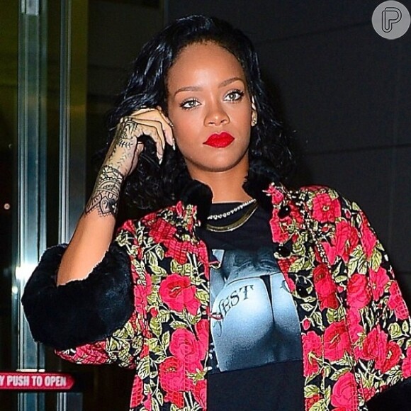 Rihanna desembarca no Rio de Janeiro, em 12 de janeiro de 2013