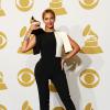 Beyoncé fica em terceiro lugar na cantora que mais já ganhou o Grammy Awards. A cantora coleciona 17 troféus