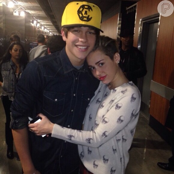 Austin Mahone também conhece Miley Cyrus