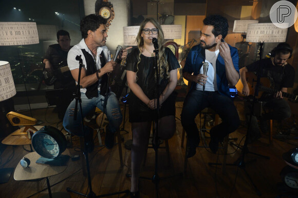 Zezé Di Camargo e Luciano cantaram com Marília Mendonça 'Deu Ocupado de Novo', música de trabalho dos irmãos, sucesso em 2003