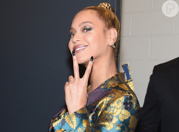 Beyoncé anuncia gravidez de gêmeos no Instagram e em pouco tempo se torna o assunto mais comentado do Twitter no mundo, nesta quarta-feira, 01 de fevereiro de 2017