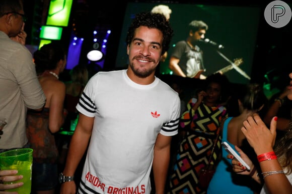 Thiago Martins também esteve no show 'Viva Cazuza Sempre', em prol da Sociedade Viva Cazuza, na Arena Banco Original, no Rio de Janeiro, na noite desta quarta-feira, 1 de fevereiro de 2017