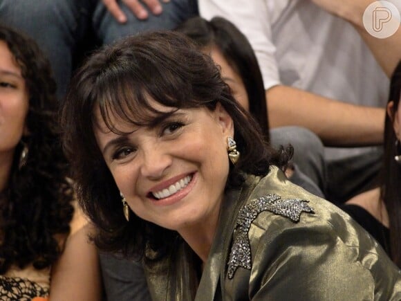 Regina Duarte completa 67 anos nesta quarta-feira, 05 de Fevereiro de 2014