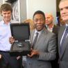 Pelé e Guga prestigiaram nesta quarta-feira, 05 de fevereiro de 2014, o a inauguração de uma relojoaria. A marca será a responsável por cronometrar o tempo dos jogos da Copa do Mundo de 2014 no Brasil