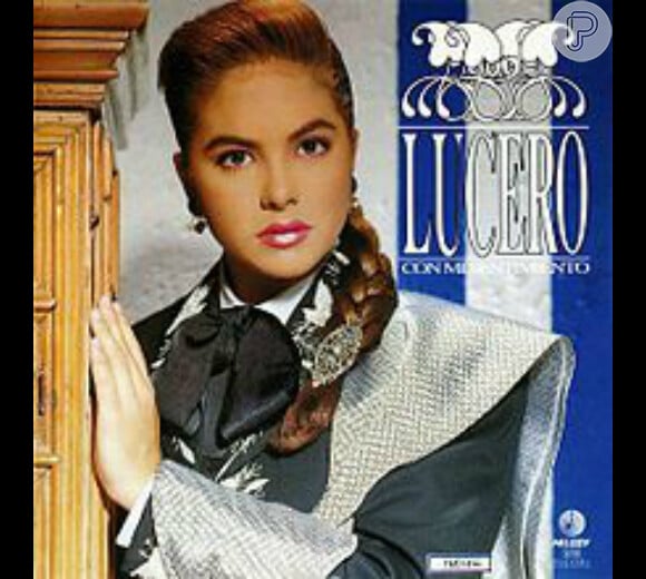 'Con Mi Sentimiento' foi o sétimo álbum de Lucero. Lançado em 1990, foi a estreia da cantora com músicas do gênero mariachi, além de ser também o primeiro ao creditar a artista como 'Lucero'