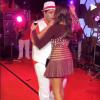 Bruna Marquezine deu um show no palco do evento ao dançar 'Sandra Rosa Madalena' com o amigo Tiago Abravanel