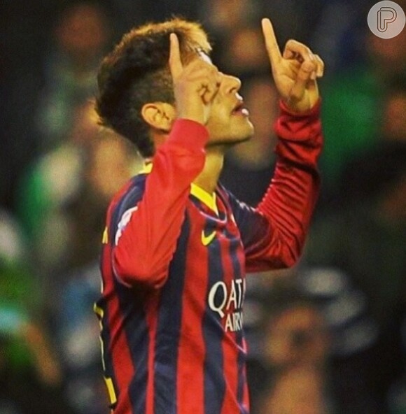 Neymar se recuperou de uma lesão no tornozelo e voltou a jogar no dia 15 de fevereiro de 2014