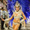 Aline Riscado, dançarina do 'Domingão do Faustão', brilha em desfile da Caprichosos de Pilares como rainha de bateria na noite deste sábado, 1 de março de 2014