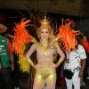 Monique Alfradique desfila como musa Grande Rio no Carnaval de 2014