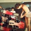 Quando o tio de Bruno, Ayrton Senna morreu, ele tinha apenas 11 anos. 'Meu herói', diz o pioloto