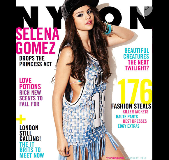 Selena Gomez é capa da revista 'Nylon' na edição de fevereiro de 2013