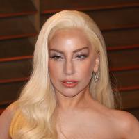 Petição online critica apresentação polêmica de Lady Gaga: 'De mal gosto'