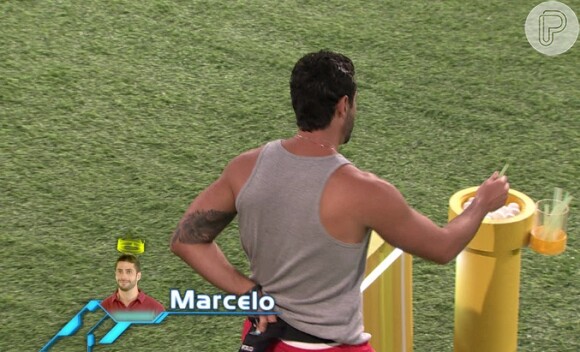 Marcelo é o novo líder do 'BBB 14' após vencer Poly no 15º Paredão; brother dedica a liderança para a eliminada: 'É pra você'