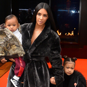 Kim Kardashian é mãe de Nort West e Saint West