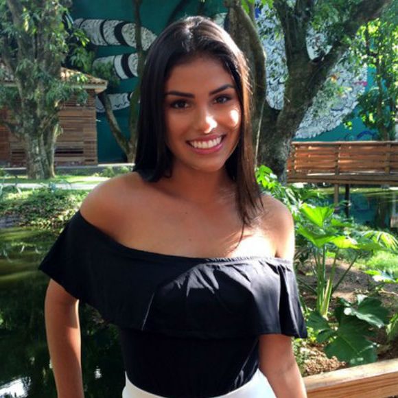 Munik, campeã do 'BBB16', comentou a agressão de Marcos a Emilly no 'BBB17': 'sSe fosse eu no caso não aceitaria'