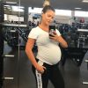 Andressa Suita, à espera de seu primeiro filho, exibiu sua rotina fitness nesta quarta-feira, 21 de junho de 2017