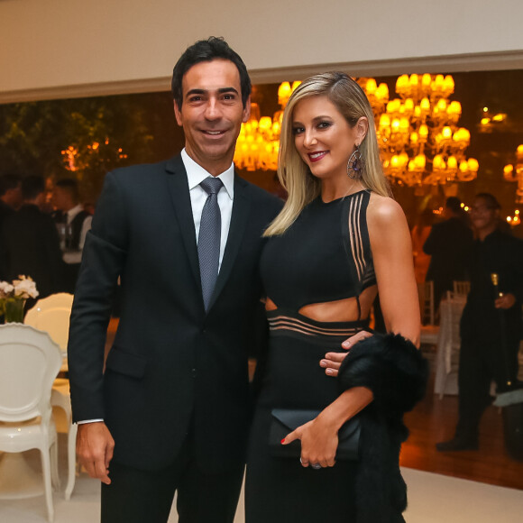 A apresentadora Ticiane Pinheiro e o jornalista Cesar Tralli vão se casar este ano
